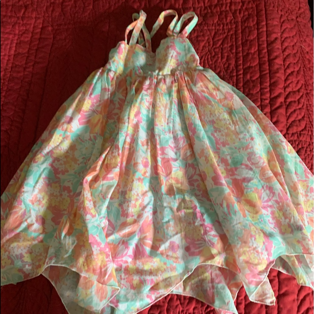 Little girl’s flower dress